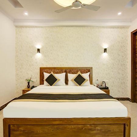 Hotel The Emporio Grand Near Vaishali Metro Station Ghaziabad Luaran gambar