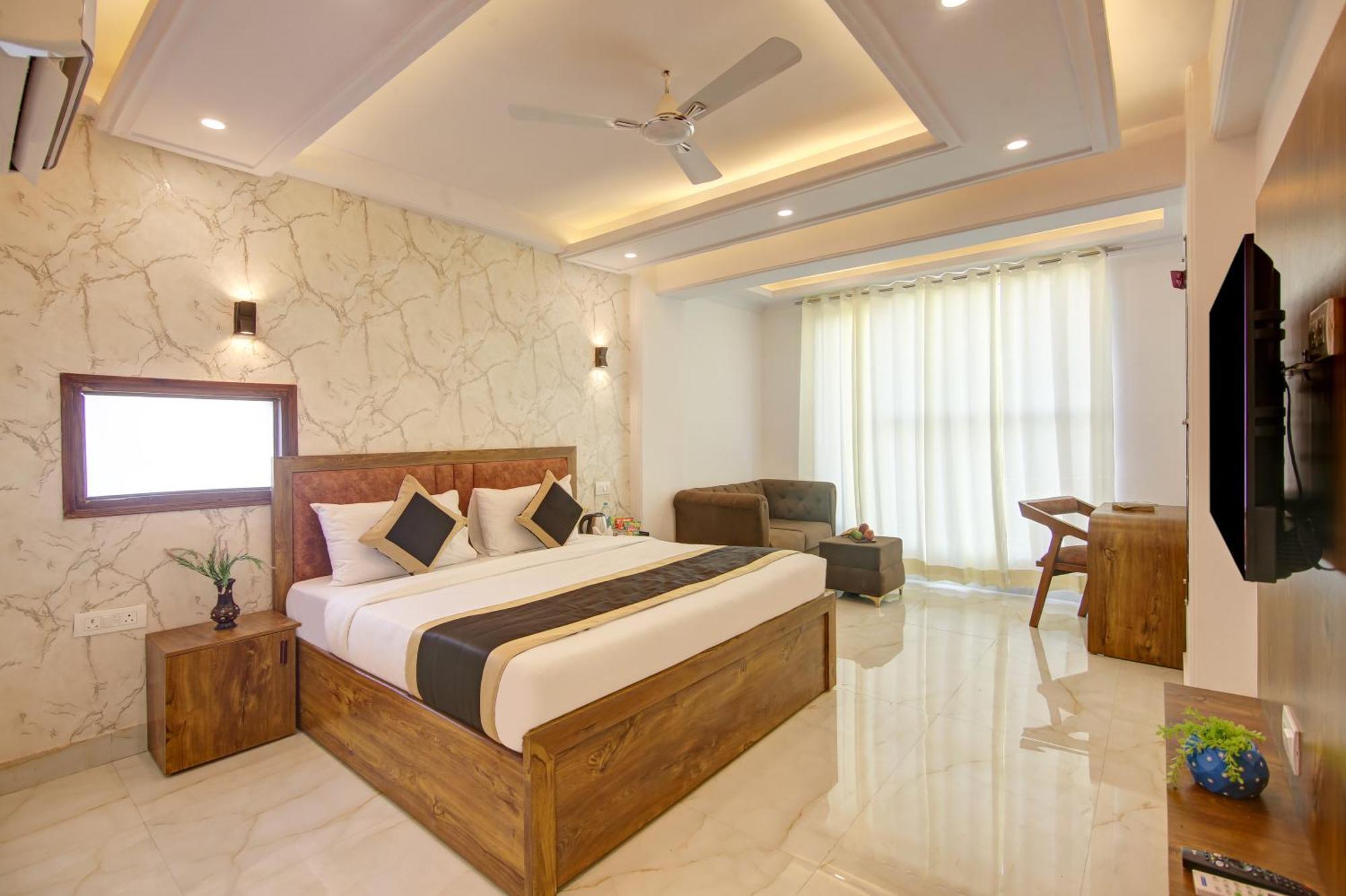 Hotel The Emporio Grand Near Vaishali Metro Station Ghaziabad Luaran gambar