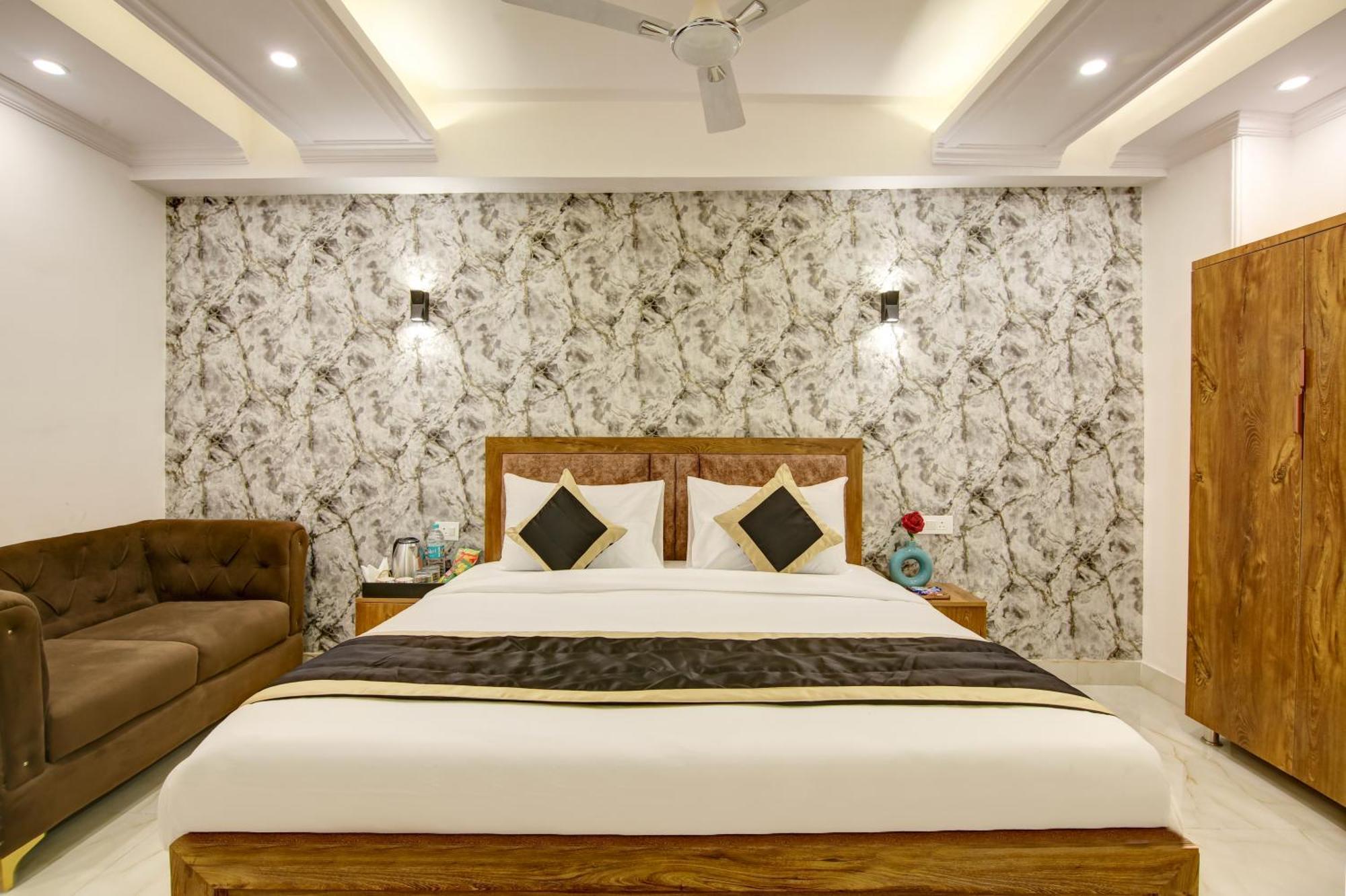 Hotel The Emporio Grand Near Vaishali Metro Station Ghaziabad Luaran gambar