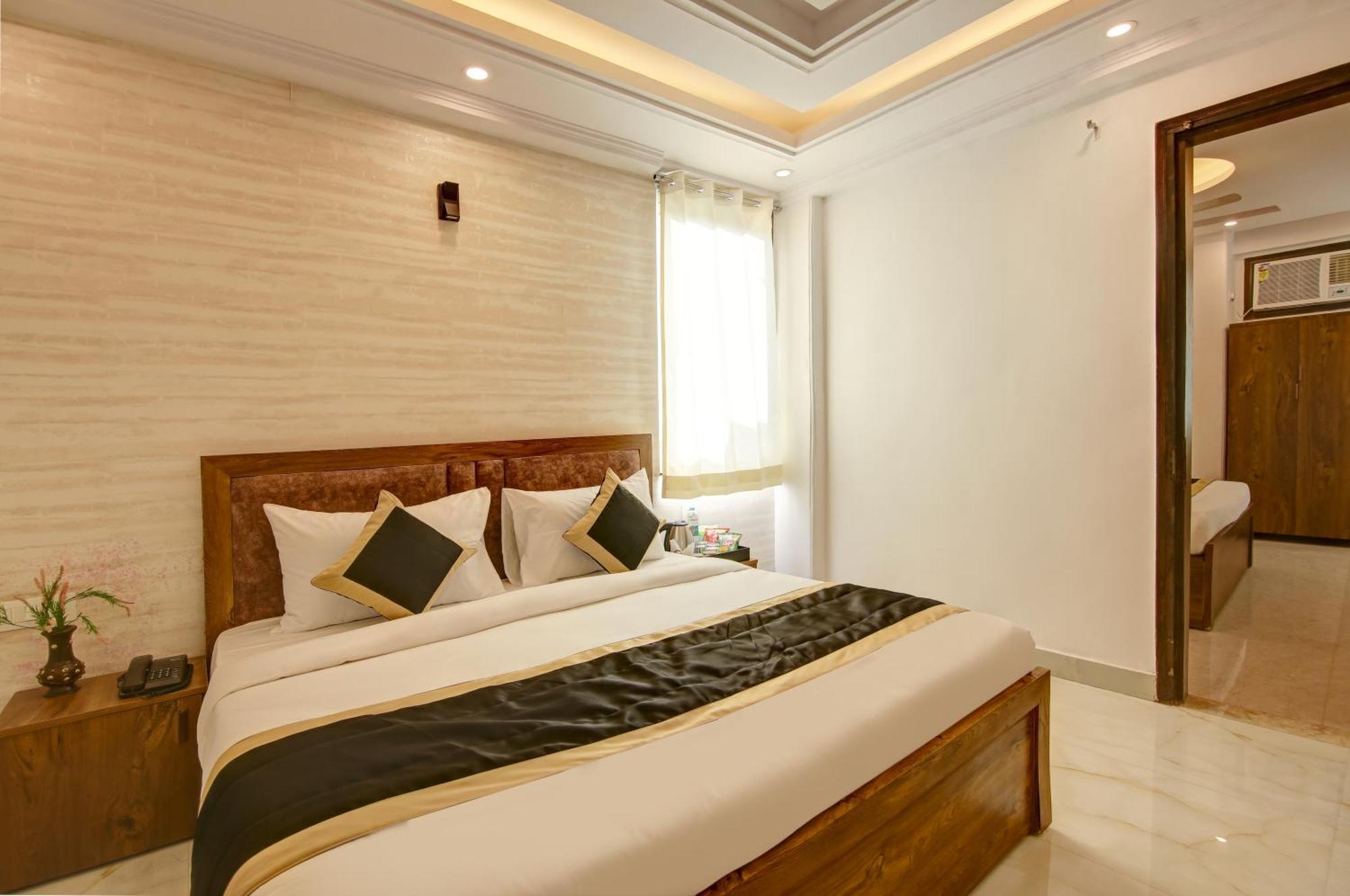 Hotel The Emporio Grand Near Vaishali Metro Station Ghaziabad Luaran gambar
