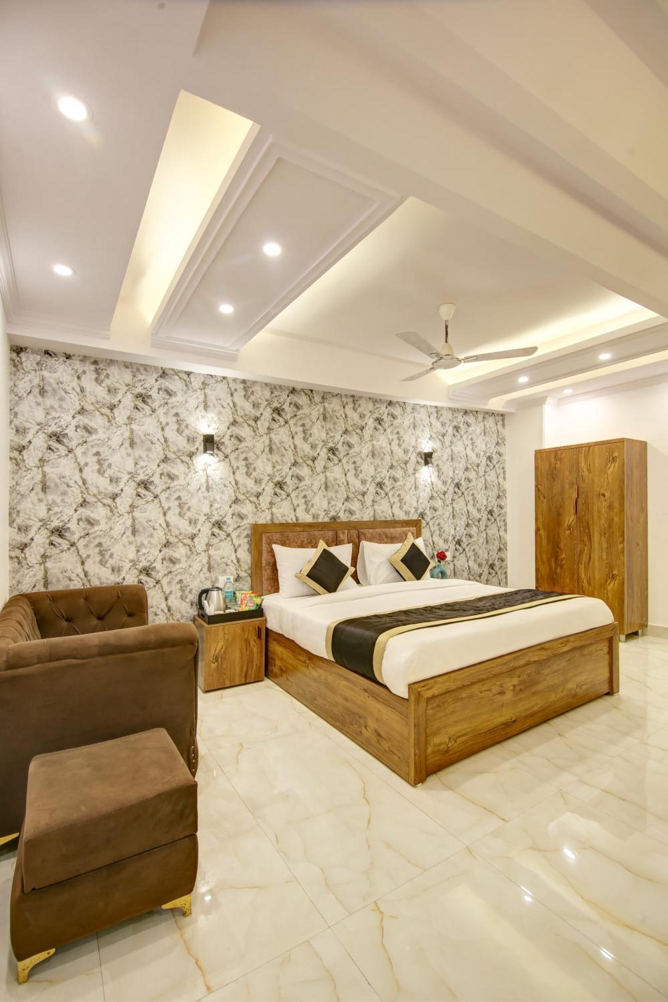 Hotel The Emporio Grand Near Vaishali Metro Station Ghaziabad Luaran gambar