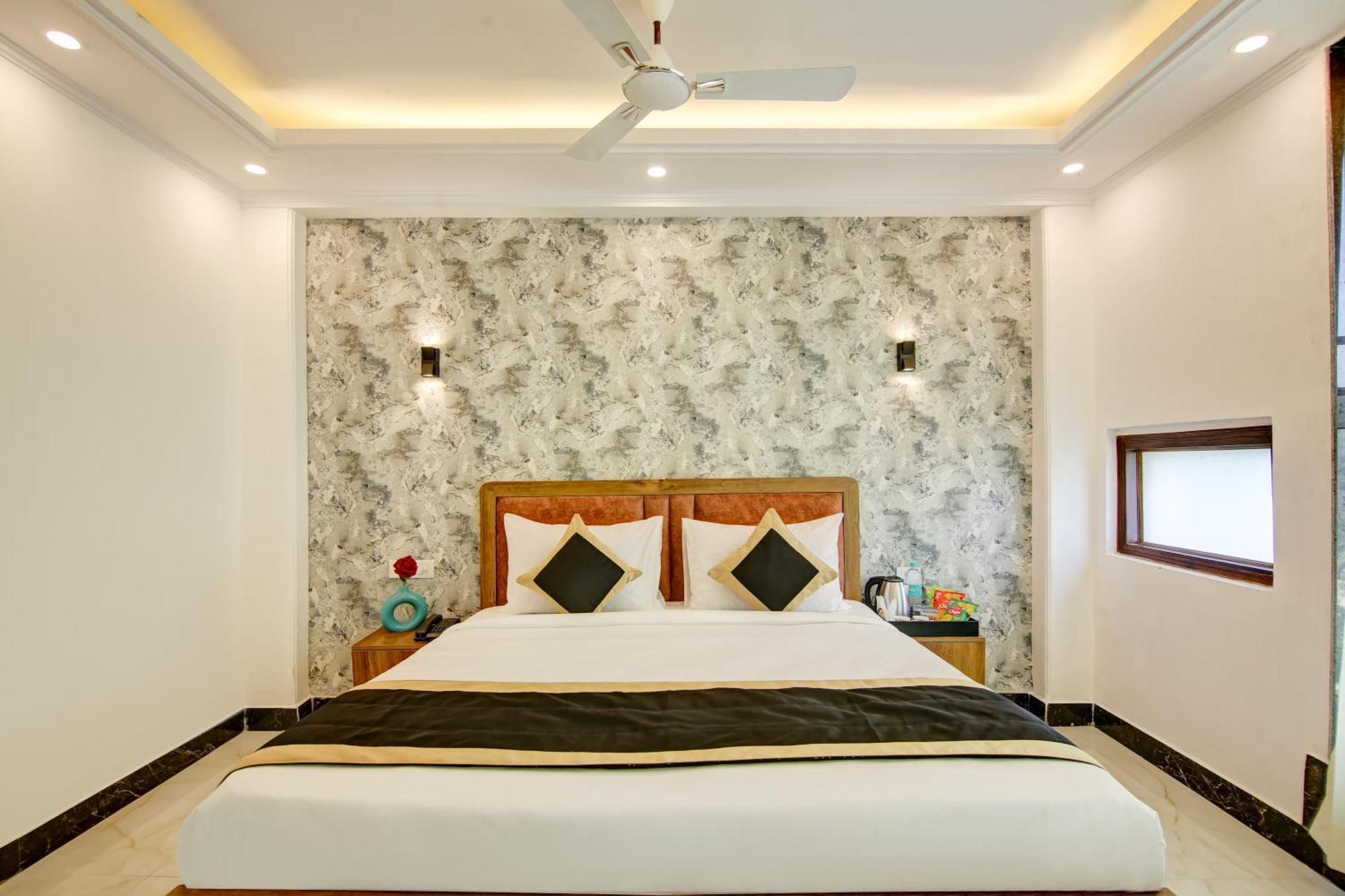 Hotel The Emporio Grand Near Vaishali Metro Station Ghaziabad Luaran gambar