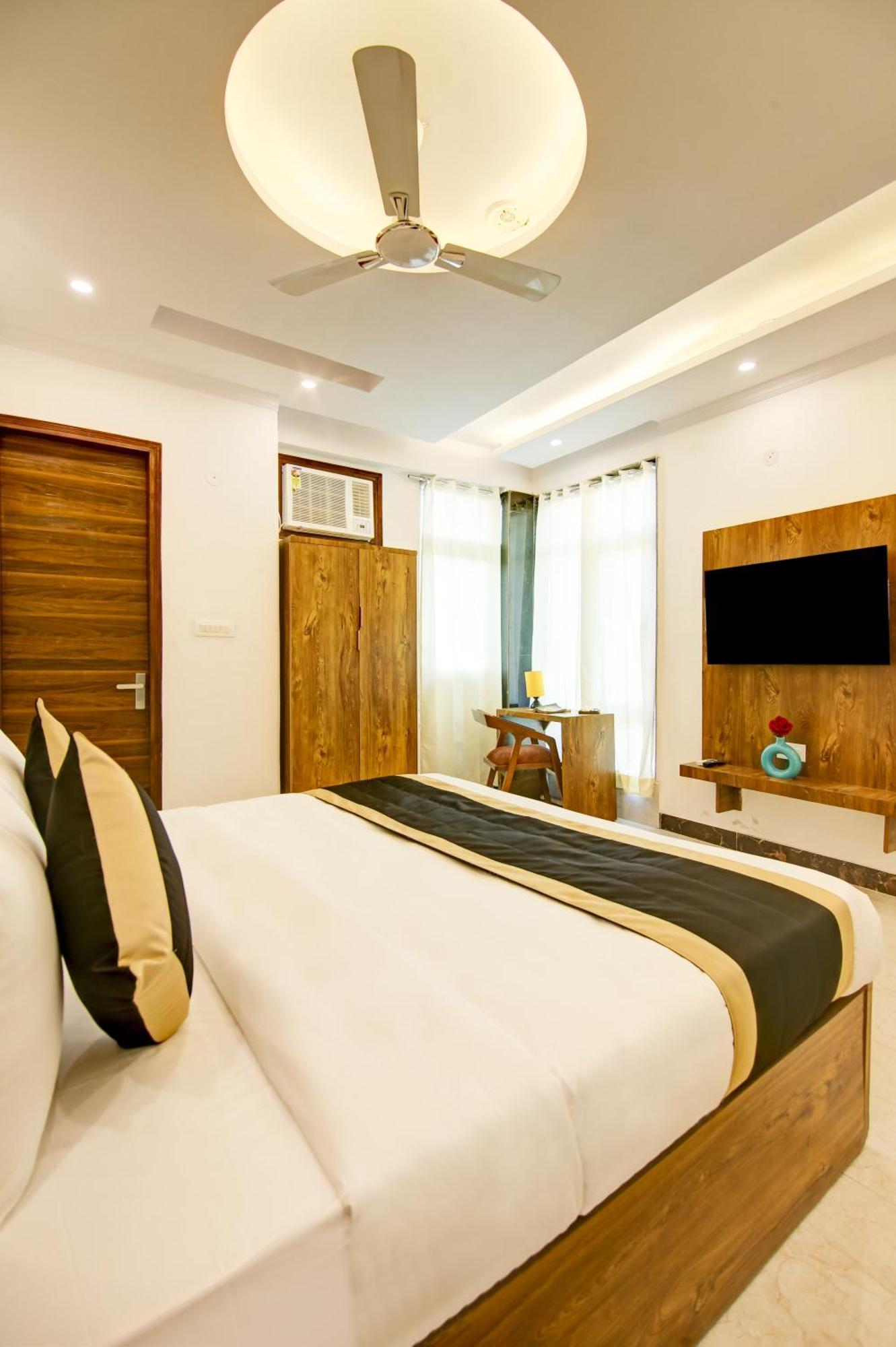 Hotel The Emporio Grand Near Vaishali Metro Station Ghaziabad Luaran gambar